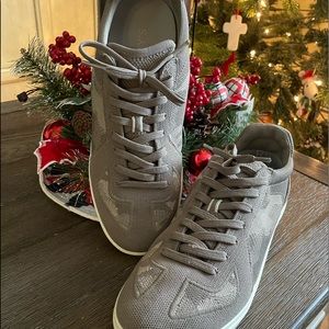 Rothy’s RS01 mens sneaker